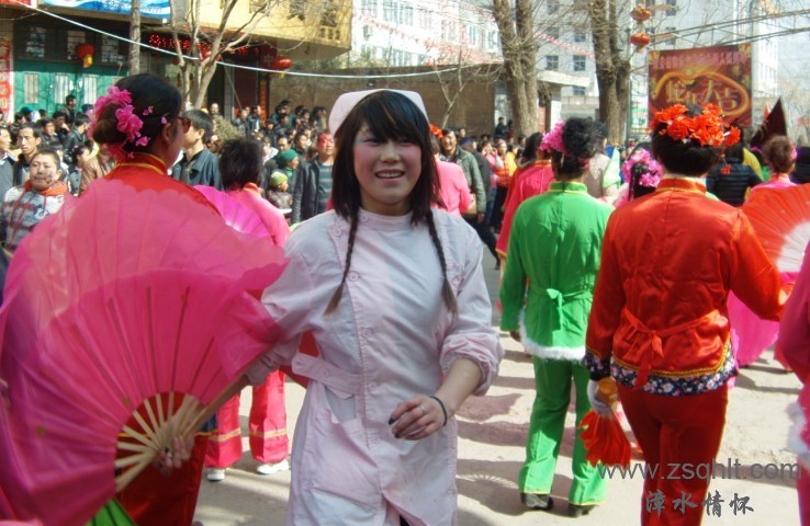 UY]WD(5M8GA[QVU6ED(69PR.jpg