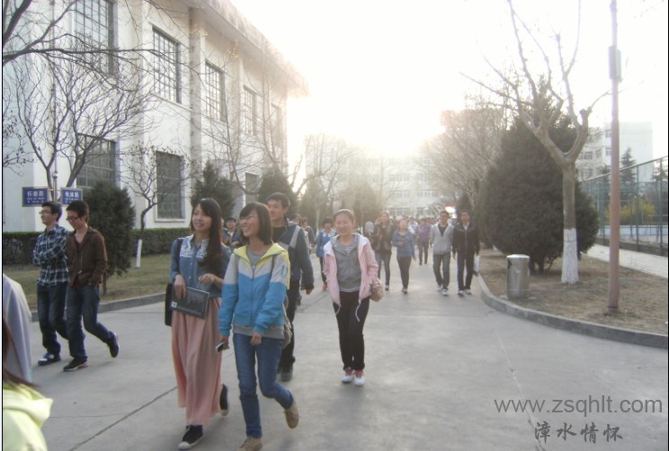 SDY~66HO6}SKFMH~AMC`B)G.jpg